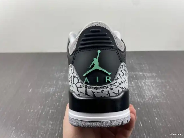 Reps TBkick Glow Green Jordan CT8532-031 Air 3 0508
